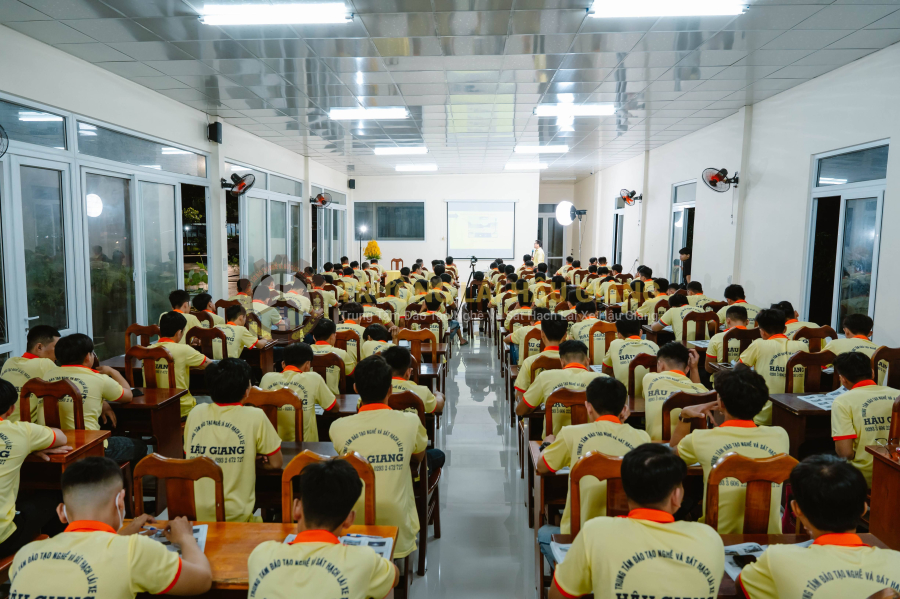 Hạng A (đã có GPLX Ôtô)